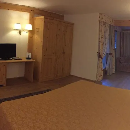 Otel Campiglio Bellavista Madonna