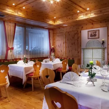 Otel Campiglio Bellavista 4*